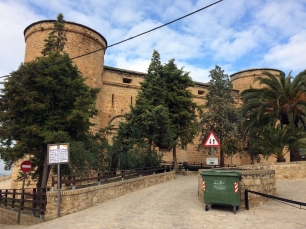 Vista exterior del Castillo de Canena, el edificio que pasó de antiguo castillo a palacio bajo Francisco de los Cobos.