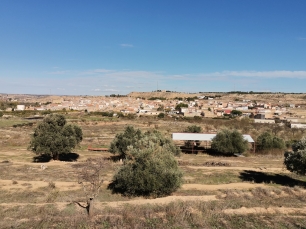 Vista general de Fabara, entre el Algars y el Matarraña.