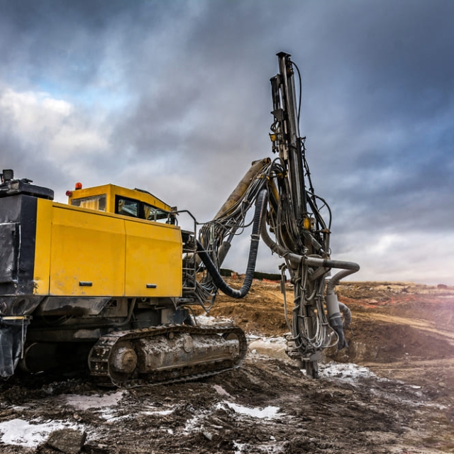 Perforación y muestreo del terreno