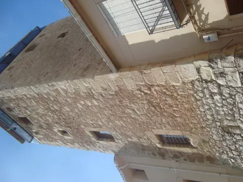 La torre medieval de Alcalalí, declarada bien de interés cultural.