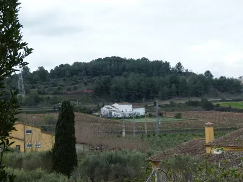 La Muntanyeta, un relieve del paisaje de Les Cabanyes.