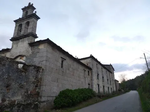 El Pazo de Carrocide, en la parroquia de Lagoa, muestra otra de las construcciones históricas de Alfoz.