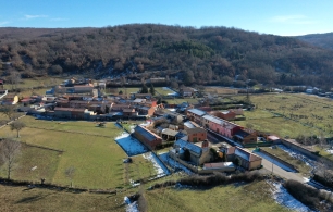 Vista general de Ruiforco de Torío, dentro del municipio de Garrafe. La imagen sitúa el núcleo en el paisaje de valle y laderas.