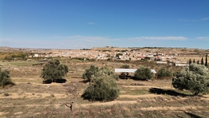 Vista general de Fabara, entre el Algars y el Matarraña.