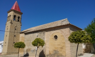 La iglesia de Nuestra Señora María de la Consolación, en Lahiguera, escenario de una historia de ampliaciones, derrumbes y reparaciones.